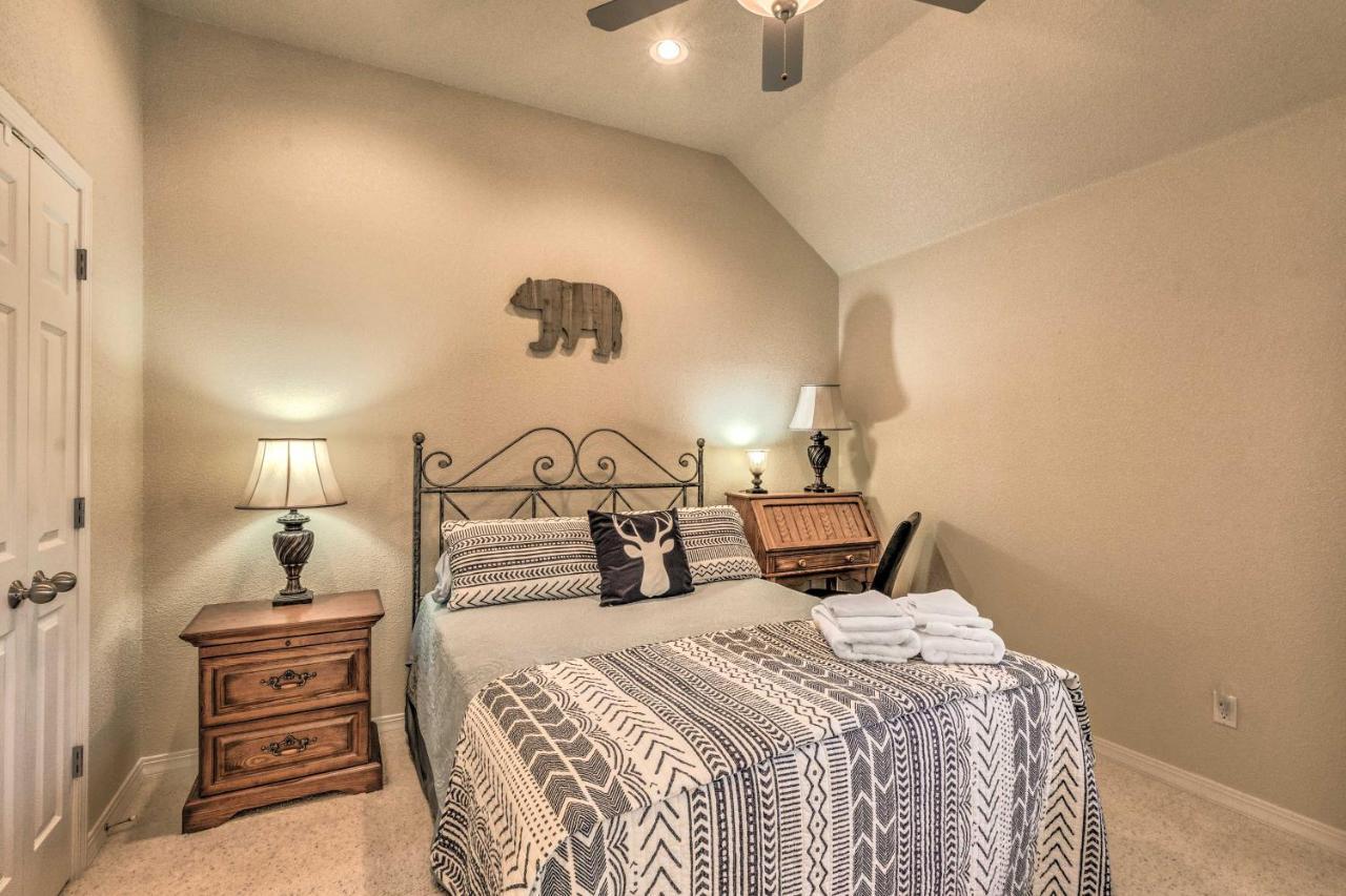 Roomy Ruidoso Retreat With Deck, Grill, And Mtn Views! Экстерьер фото