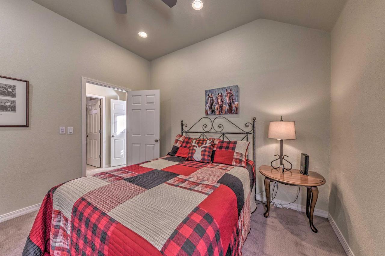 Roomy Ruidoso Retreat With Deck, Grill, And Mtn Views! Экстерьер фото